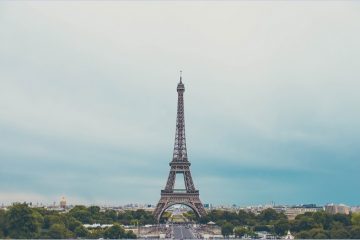 Eiffel Tower Learning French online with a native Patrick Lemarié Consulting unsplash photo